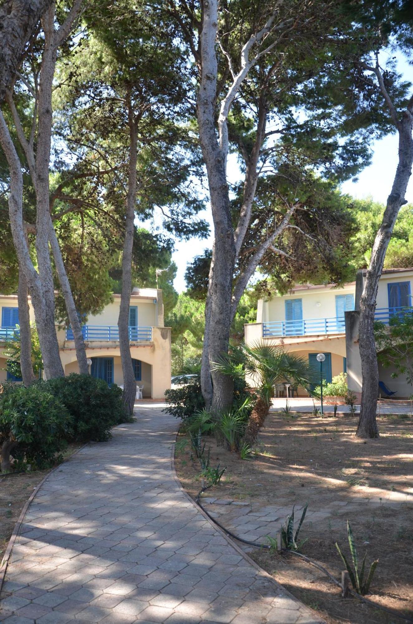 Villa Teti - Sicilia 坎波菲利斯·迪·罗切 外观 照片