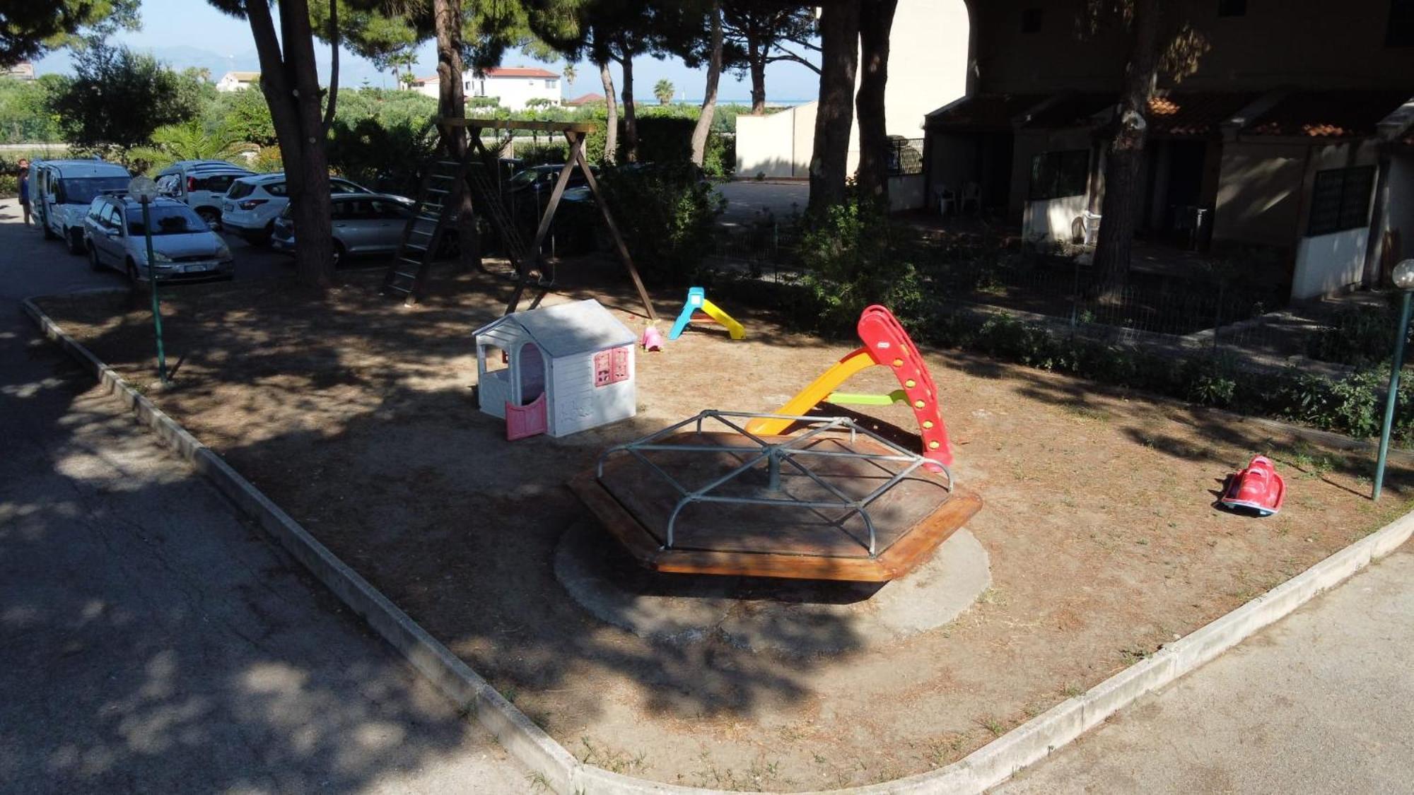 Villa Teti - Sicilia 坎波菲利斯·迪·罗切 外观 照片