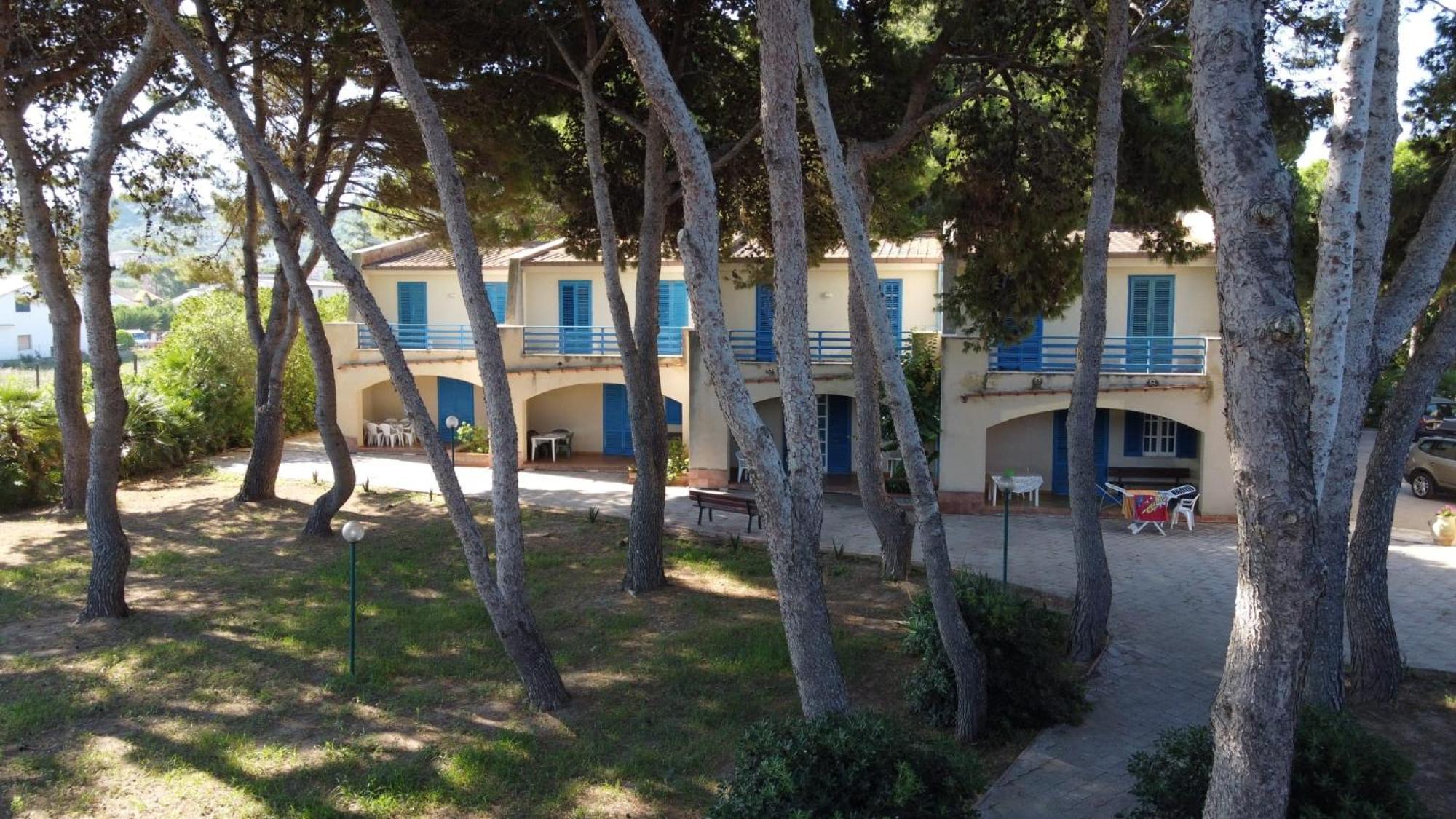 Villa Teti - Sicilia 坎波菲利斯·迪·罗切 外观 照片